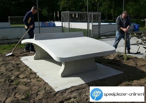 Betonnen voetvolleybaltafel ★ Teqball tafel ★ Betonnen Teqballtafel